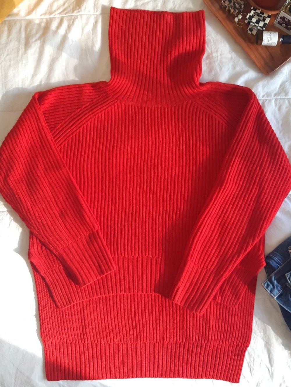 Wilfred Lin Sweater in Red Wool